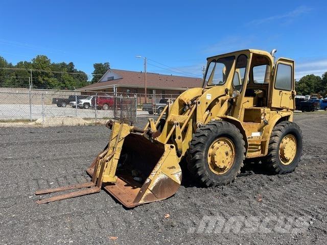 CAT 922 Incarcator pe pneuri