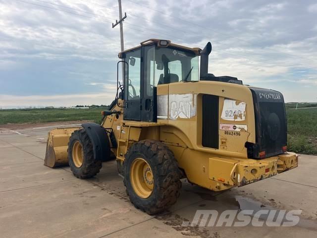 CAT 924G Incarcator pe pneuri