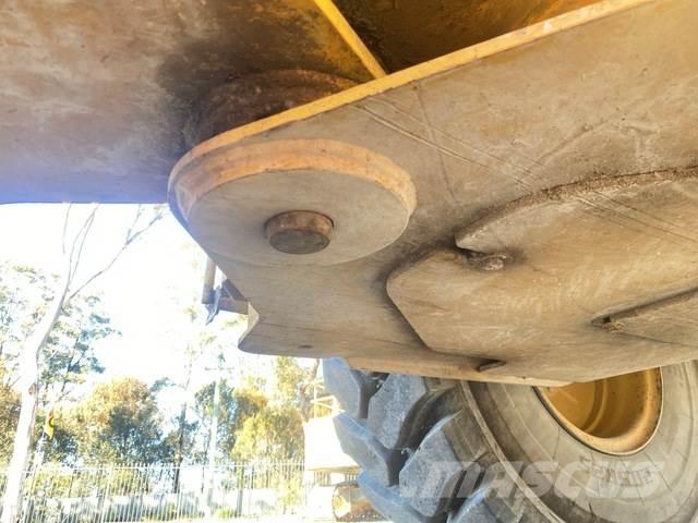 CAT 924H Incarcator pe pneuri