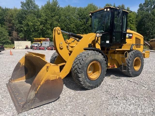 CAT 926M Incarcator pe pneuri