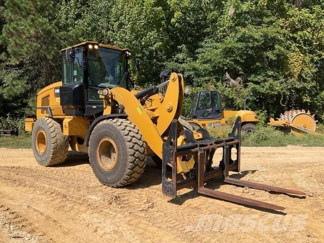 CAT 926M Incarcator pe pneuri