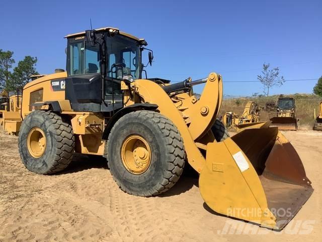 CAT 938M Incarcator pe pneuri