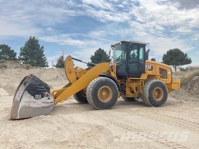 CAT 938M Incarcator pe pneuri