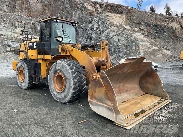 CAT 966K Incarcator pe pneuri