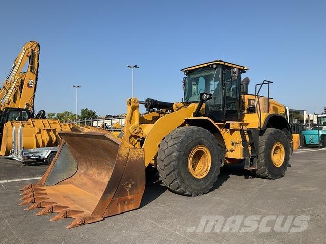 CAT 966M Incarcator pe pneuri