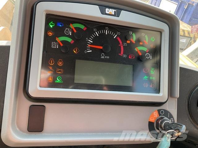 CAT 966M XE Incarcator pe pneuri