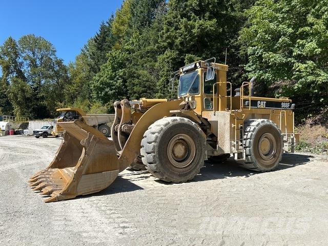 CAT 988F Incarcator pe pneuri