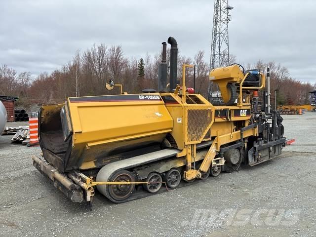 CAT AP-1055B Pavatoare asfalt