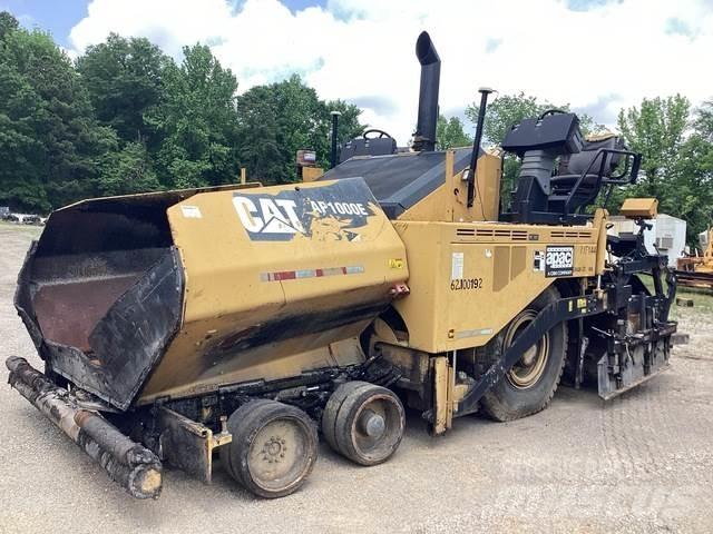 CAT AP1000E Pavatoare asfalt