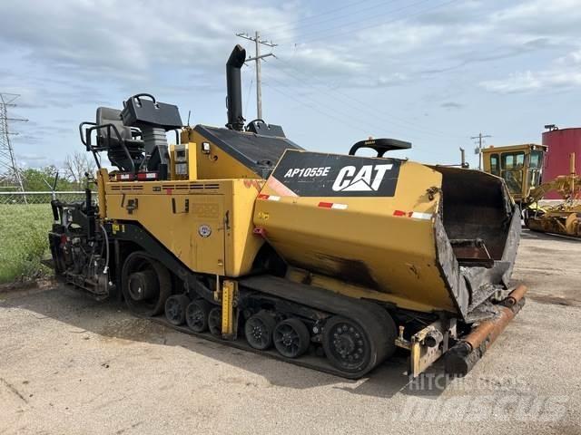CAT AP1055E Pavatoare asfalt
