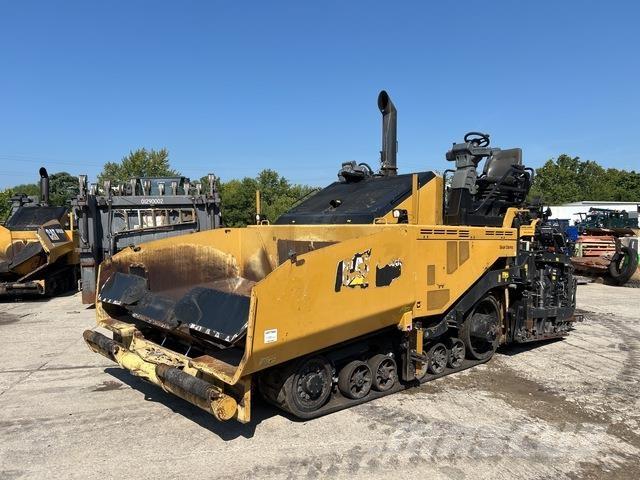 CAT AP1055F Pavatoare asfalt