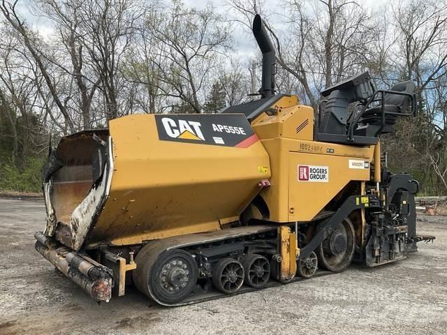 CAT AP555E Pavatoare asfalt