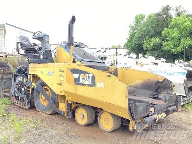 CAT AP600F Pavatoare asfalt