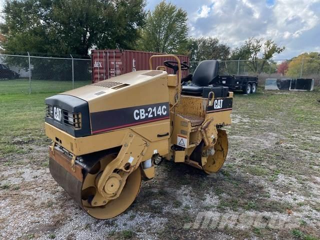 CAT CB-214C Cilindri compactori dubli