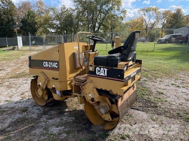CAT CB-214C Cilindri compactori dubli