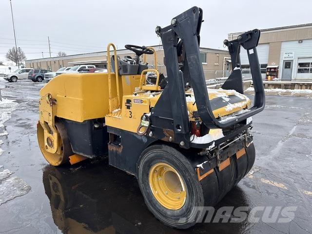 CAT CB-335E Cilindri compactori micsti