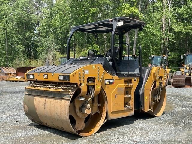 CAT CB13 Cilindri compactori dubli
