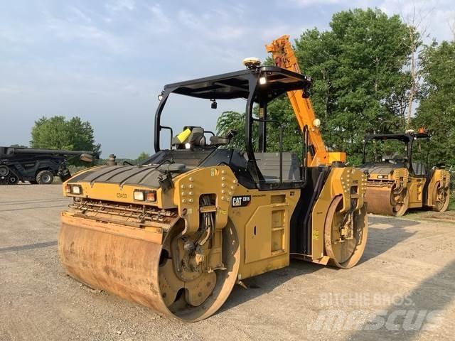 CAT CB16 Cilindri compactori dubli