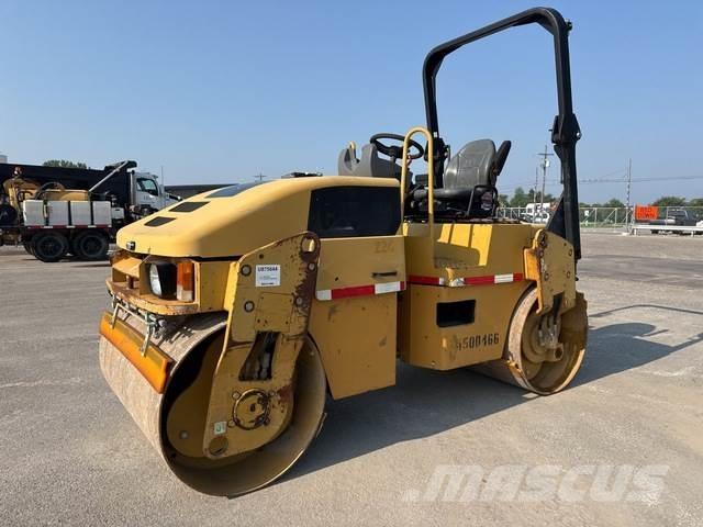 CAT CB34 Cilindri compactori dubli