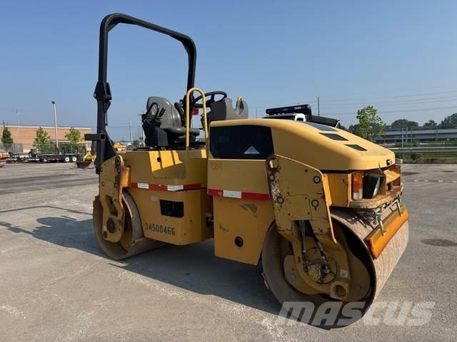 CAT CB34 Cilindri compactori dubli
