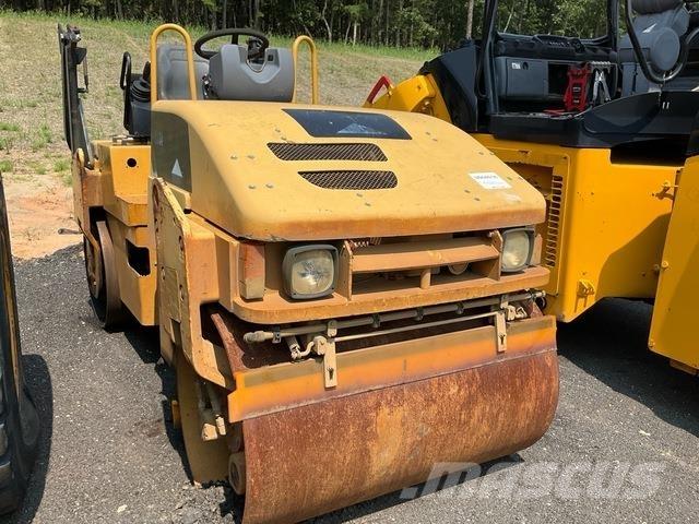CAT CB34 Cilindri compactori dubli