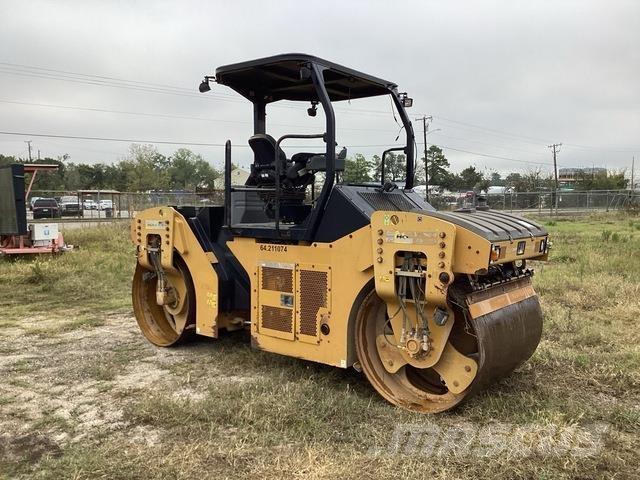 CAT CB44B Cilindri compactori dubli