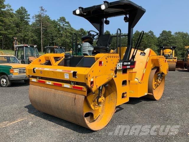 CAT CB54 Cilindri compactori dubli