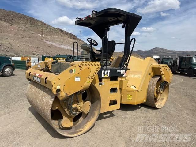 CAT CB64 Cilindri compactori dubli