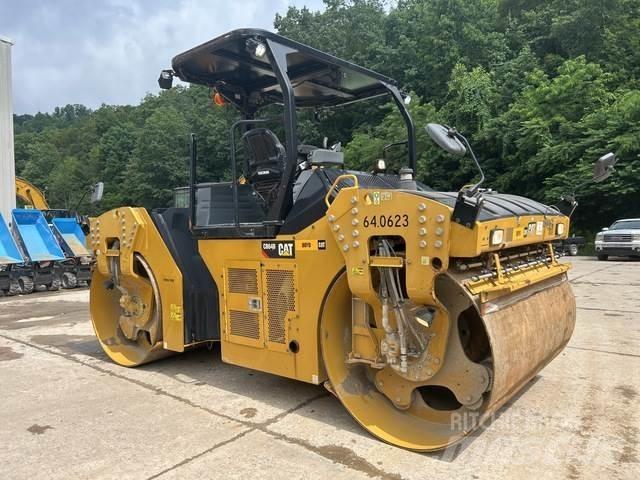 CAT CB64B Cilindri compactori dubli