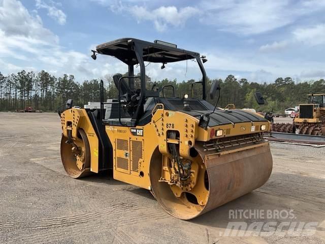 CAT CB66B Cilindri compactori dubli