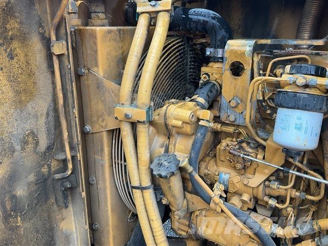 CAT CS433C Compactoare monocilindrice