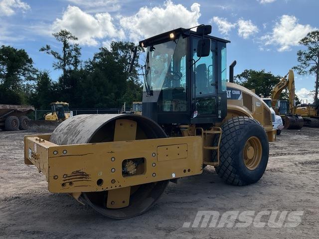 CAT CS66B Compactoare monocilindrice