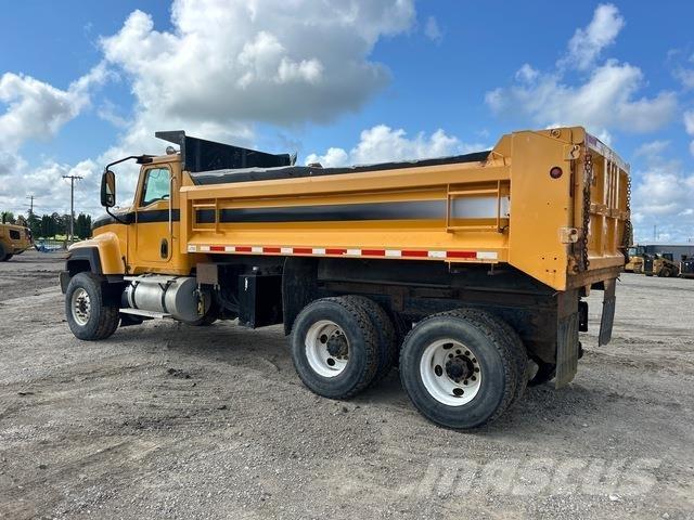 CAT CT681SG Autobasculanta