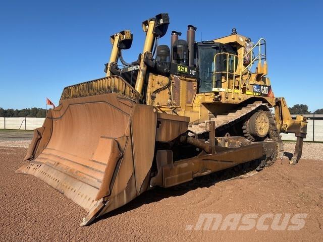 CAT D10T Buldozere pe senile