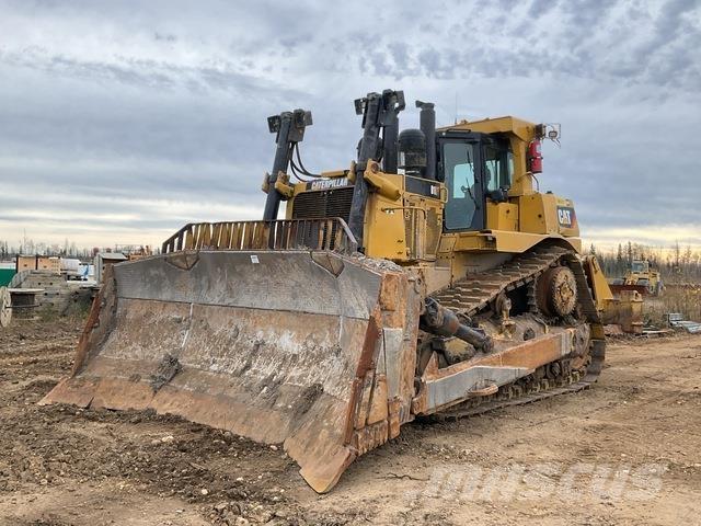CAT D10T Buldozere pe senile