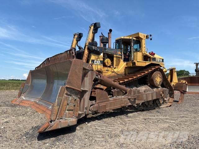 CAT D11R Buldozere pe senile