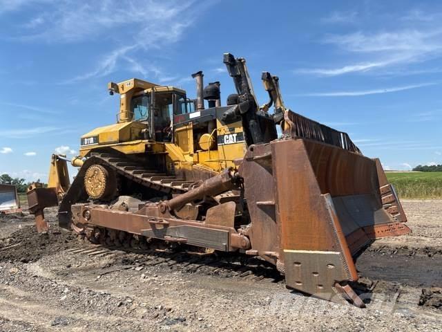CAT D11R Buldozere pe senile