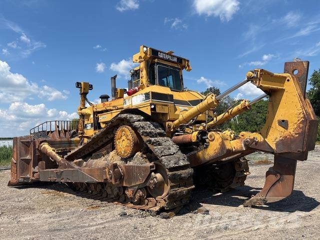 CAT D11R Buldozere pe senile