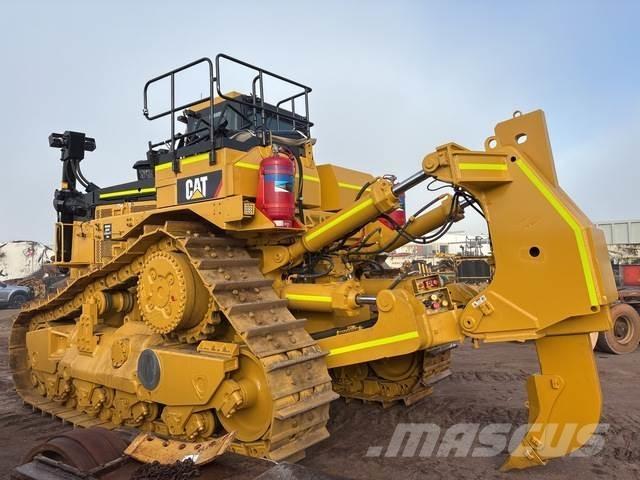 CAT D11T Buldozere pe senile