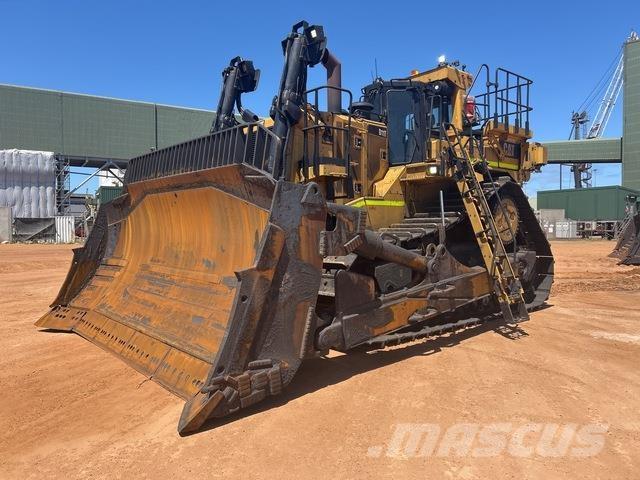 CAT D11T Buldozere pe senile
