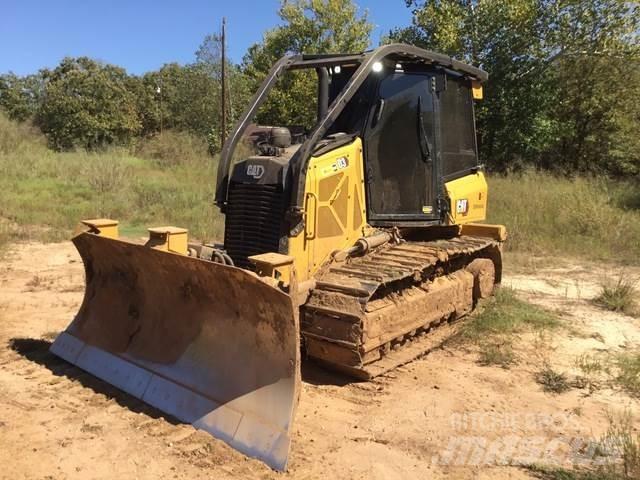 CAT D3 Buldozere pe senile