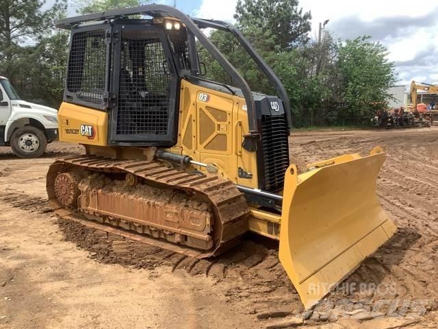 CAT D3 Buldozere pe senile