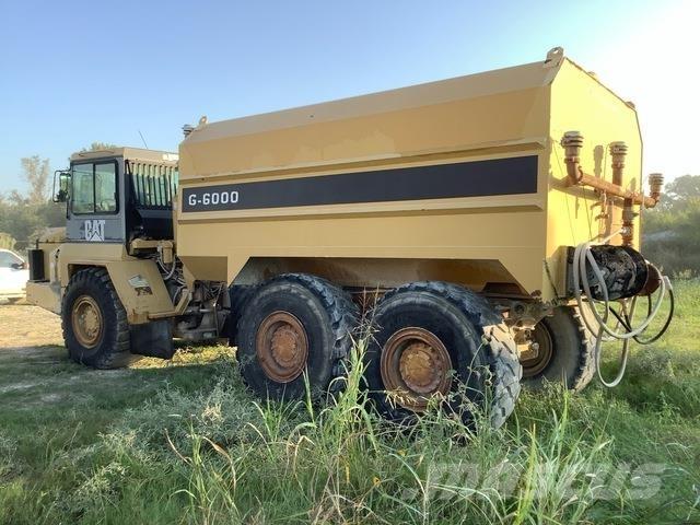 CAT D300E Cisterne