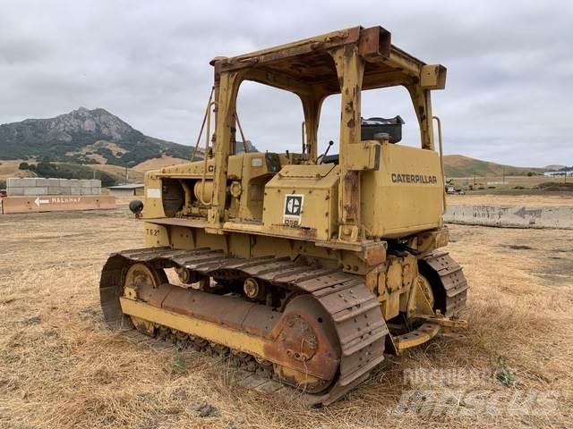 CAT D5B Tractoare