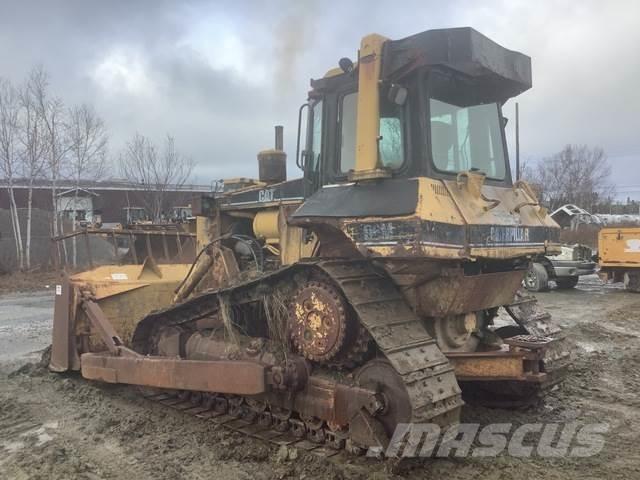 CAT D6 Buldozere pe senile