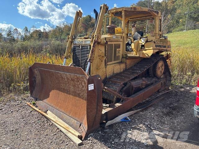 CAT D6H Buldozere pe senile