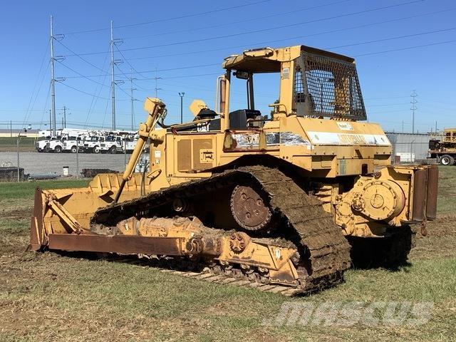 CAT D6R Buldozere pe senile
