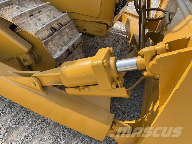 CAT D6T Buldozere pe senile