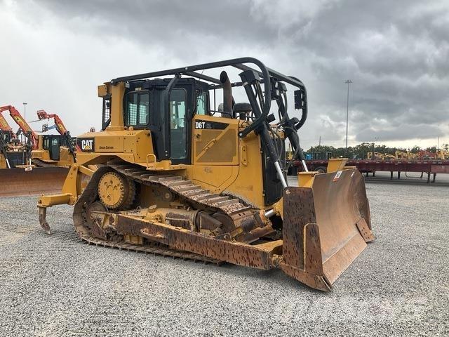 CAT D6T XL Buldozere pe senile