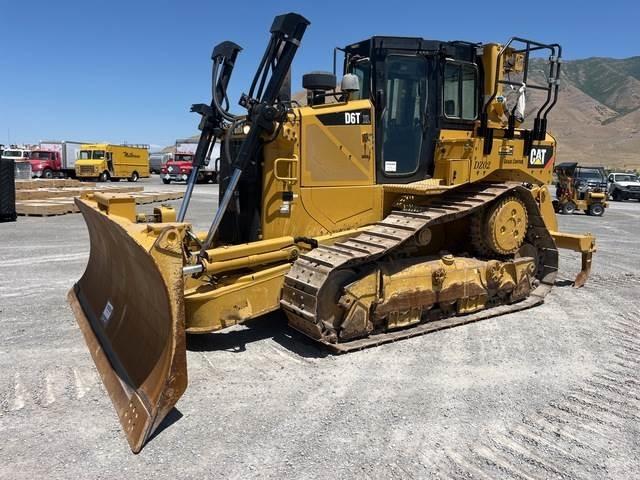 CAT D6T XL Buldozere pe senile